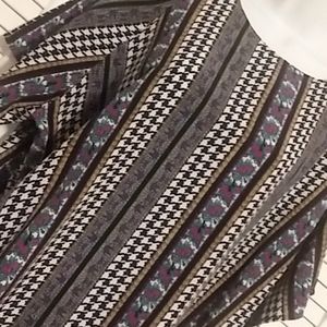 Vintage houndstooth floral top